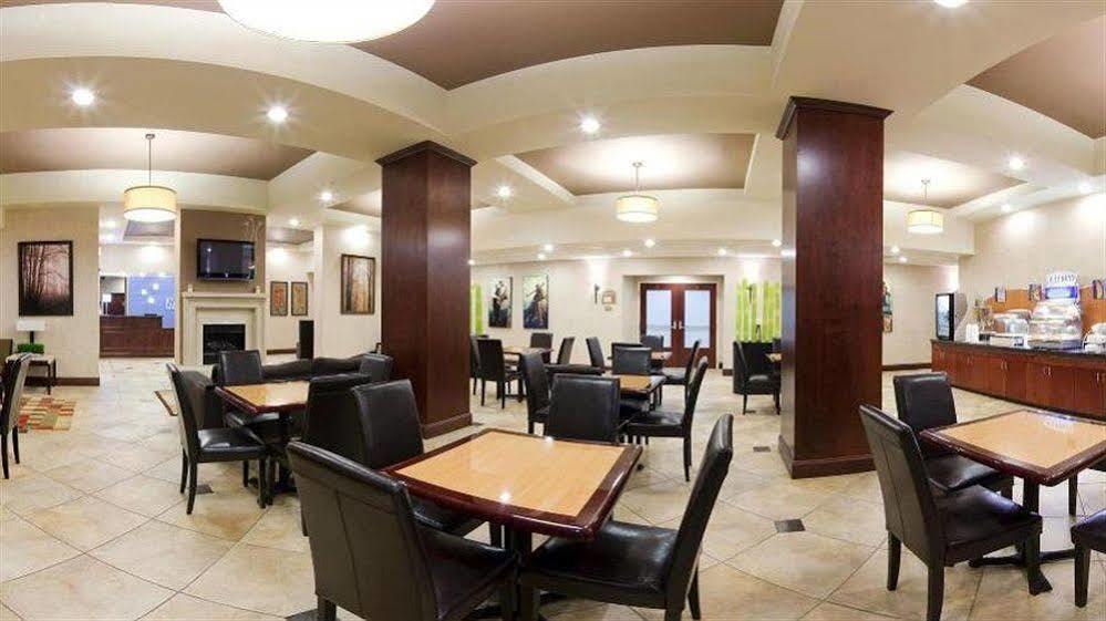 Holiday Inn Express Arrowood By Ihg Charlotte Exterior foto